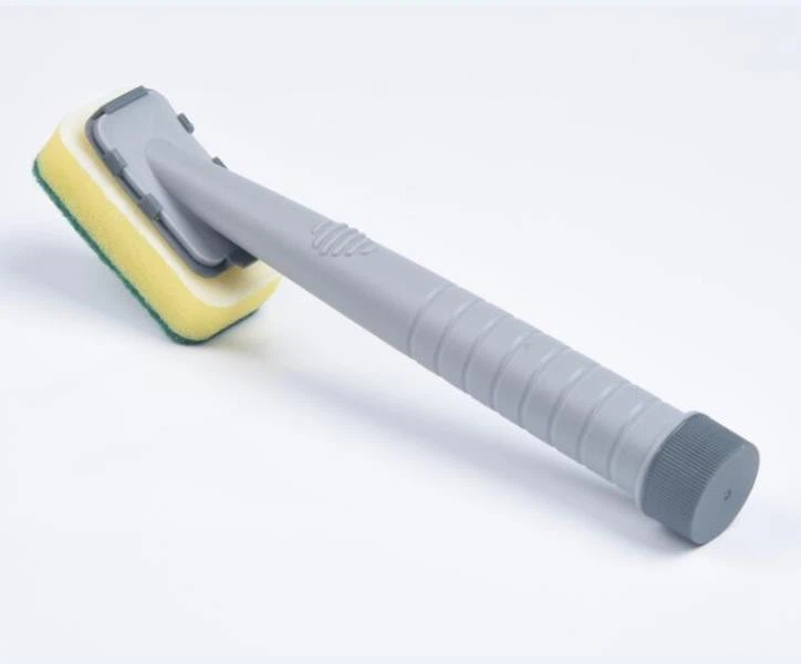 Bàn chải rửa chén trong nhà bếp